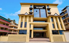 Townhouse Oak Kozhikode Bus Stand Formerly Nextel Inn